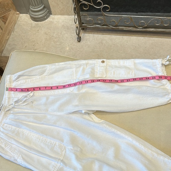 Frama’z White Cotton Capris - Picture 11 of 12